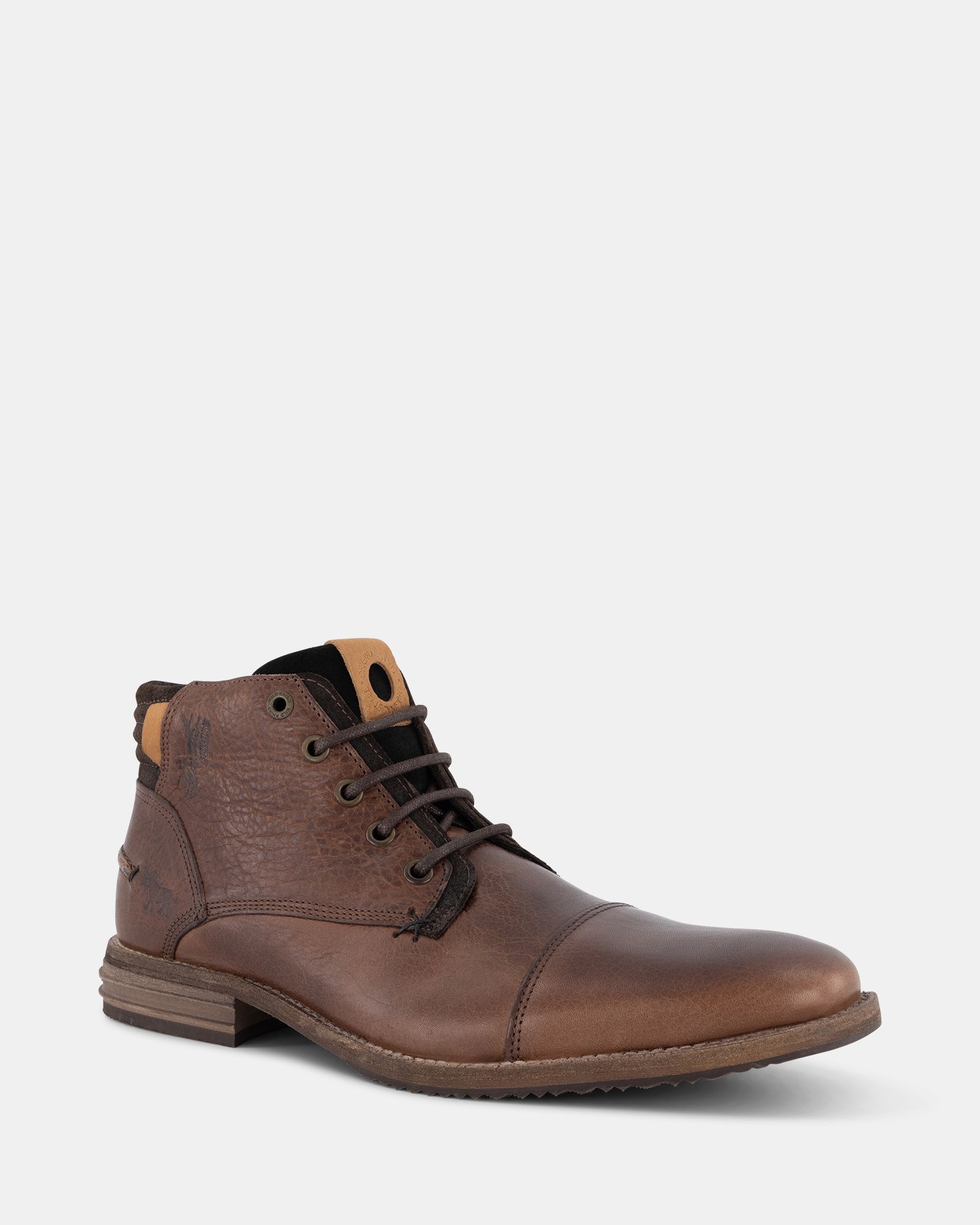 Diever cap discount toe chukka boot